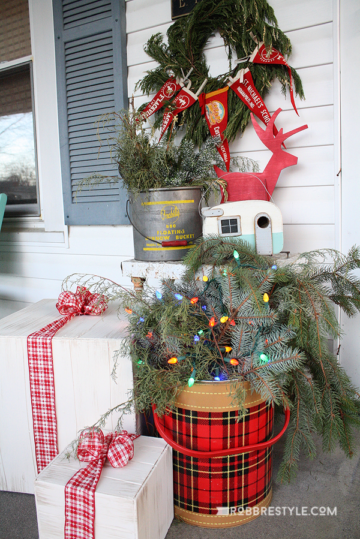 Eclectic & Vintage Mini Holiday Home Tour