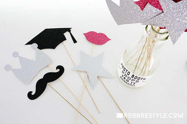 DIY graduation party photo booth props