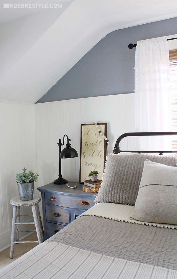 DIY Color Stain Project: Bedroom Sideboard in vintage denim blue by RobbRestyle.com