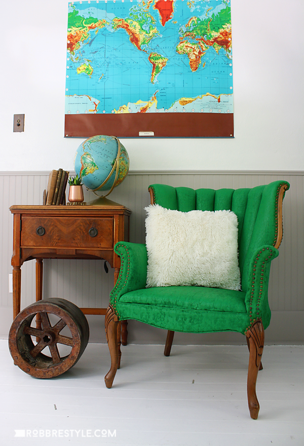 DIY Chair Makeover: A no-fuss way to paint fabric.