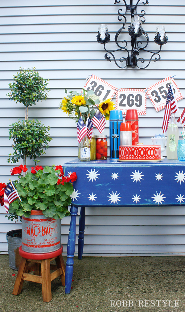 DIY Country Chic Paint Projects - Patriotic Table Makeover