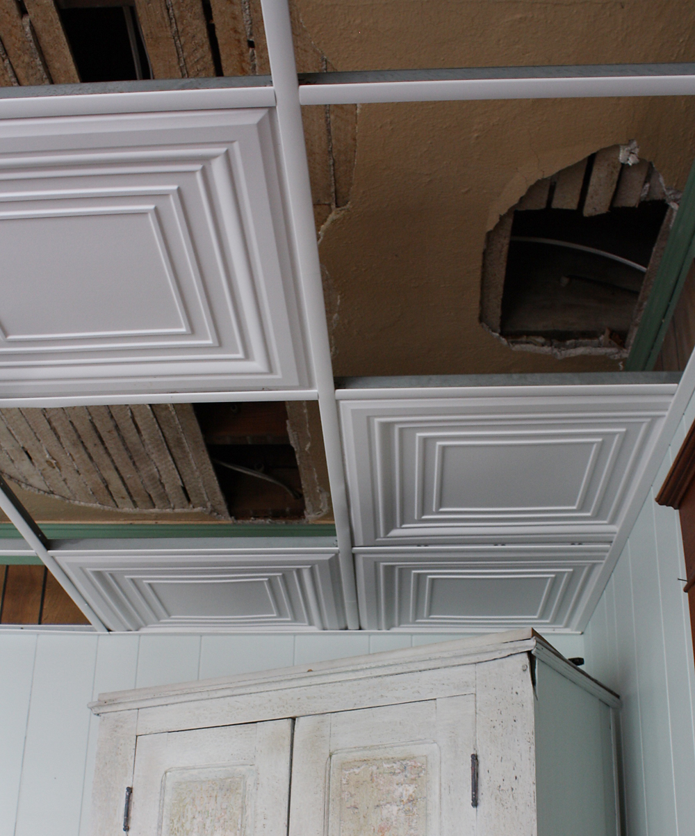 How To Easily Update An Ugly Drop Ceiling