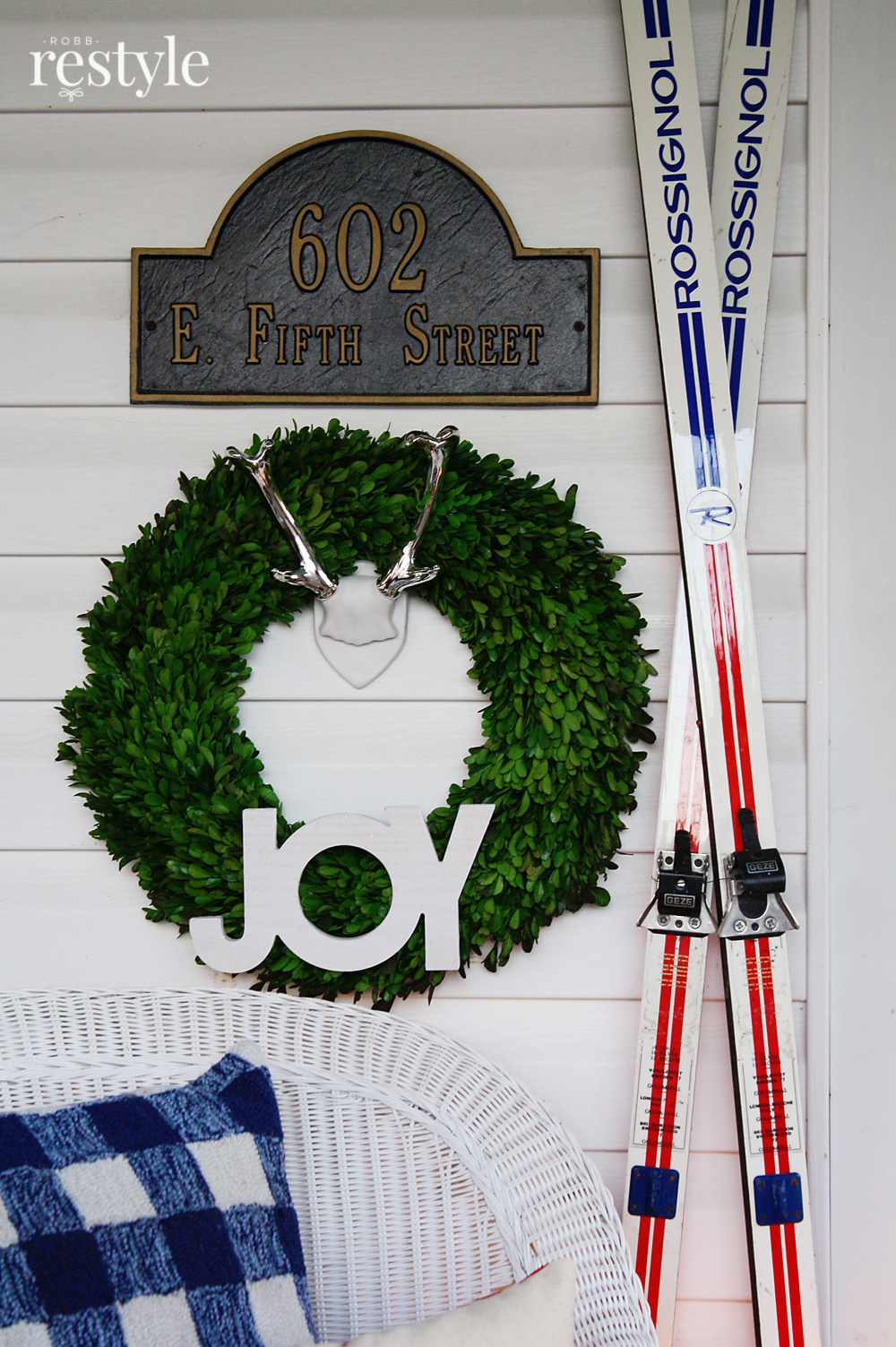 Vintage Christmas Cabin Skis and Wreath
