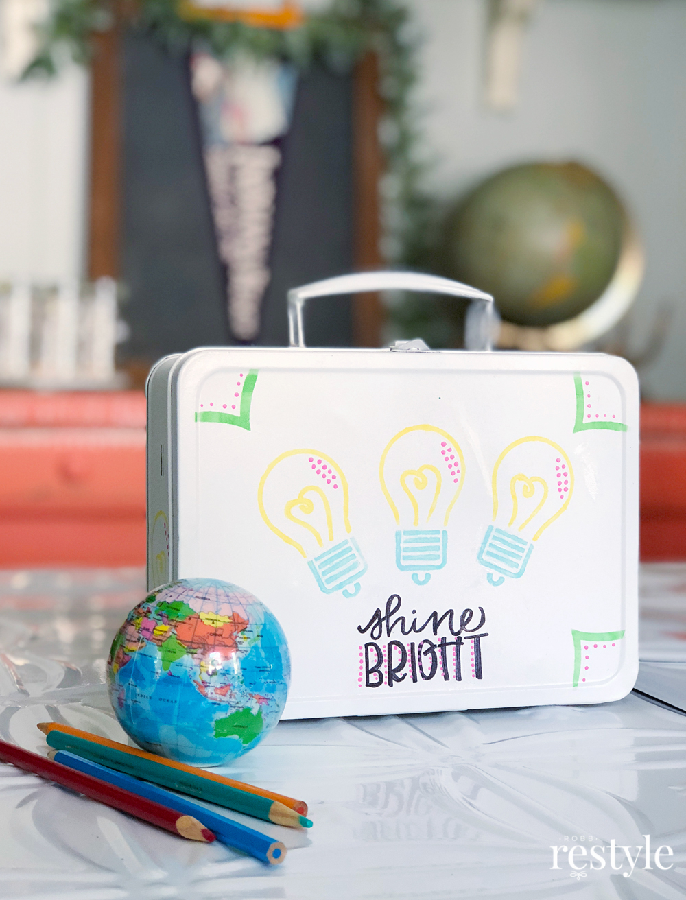 DIY Pencil Case Art Box Upcycle